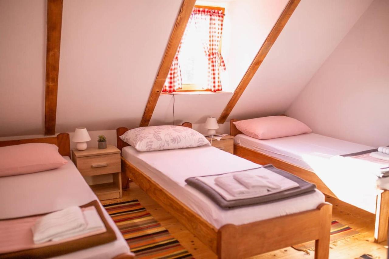 Gresna Pilnica Hotell Klenovnik Exteriör bild