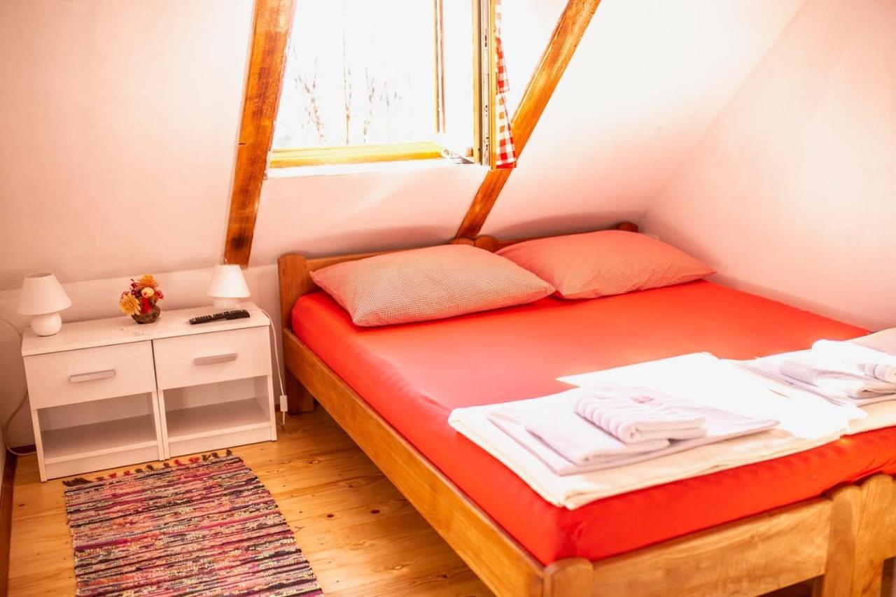 Gresna Pilnica Hotell Klenovnik Exteriör bild