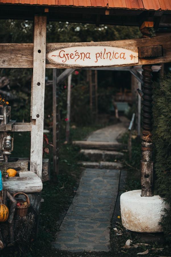 Gresna Pilnica Hotell Klenovnik Exteriör bild
